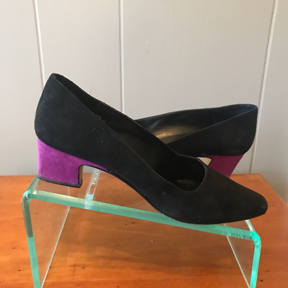 Black and pink suede pumps for Bloomingdales